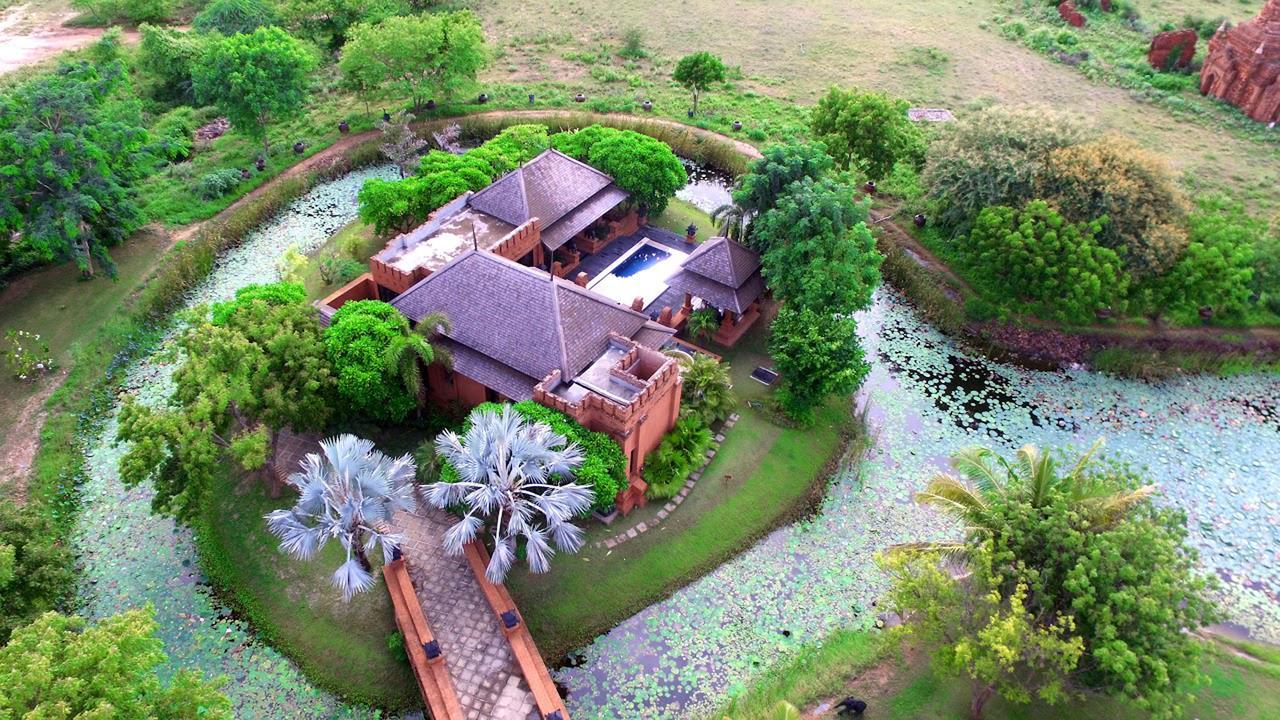 Aureum Palace Hotel & Resort Bagan Nyaung-U Bagian luar foto